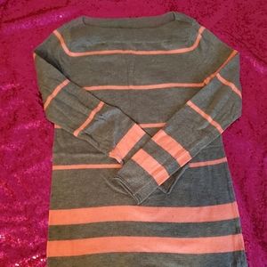 Gap maternity sweater